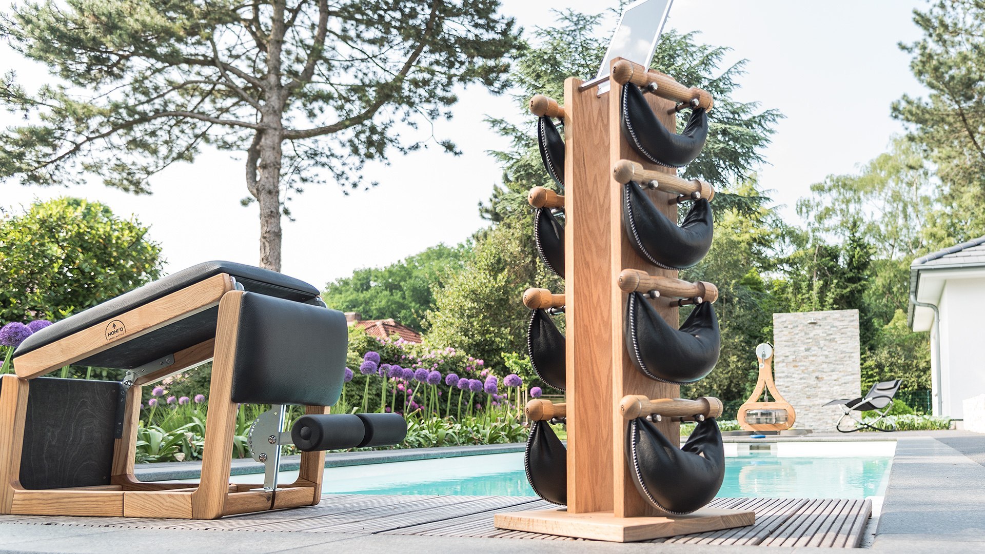 /upload/ss24/images/ZESTAW-HANTLI-SWINGBELL-TOWER-1-6KG-ZE-STOJAKIEM-NATURAL-JESION-NOHRD_2_2d.jpg