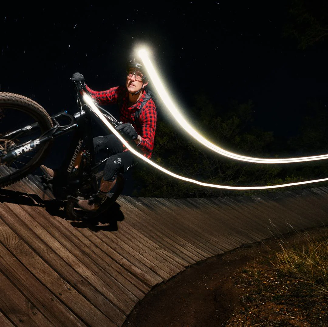 knog_blinder_E_2300_13332_1a_1340x.png knog_blinder_E_2300_13332_1a_1340x.png