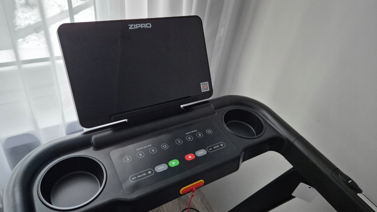 Дисплей та керування бігової доріжки Zipro Luma