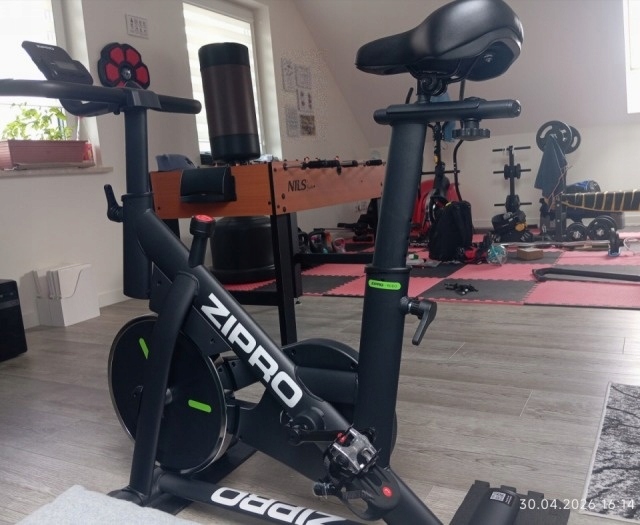 Бігова доріжка Zipro Luma